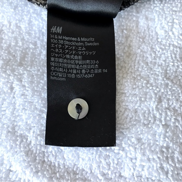 H&M blouse - Picture 7 of 8